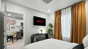 1 chambre, fer et planche à repasser, Wi-Fi, literie fournie