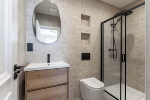 Shower, towels, soap, shampoo