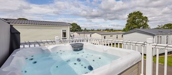 Host & Stay | Rosie's Retreat