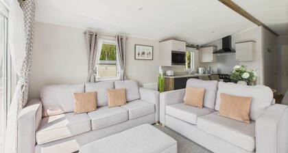 Host & Stay | Stork Lodge