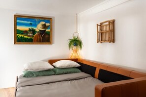 House, 1 Bedroom, Smoking, City View