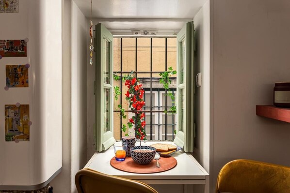 House, 1 Bedroom, Smoking, City View | Interior