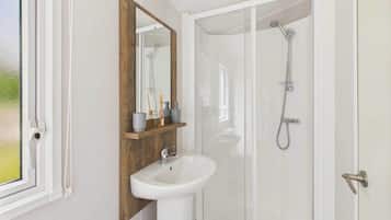 Douche, serviettes fournies