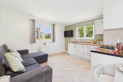 Host & Stay | Pod 2 @ Kingsmoor Retreat