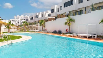 Townhouse – luksus, flere soverom, 2 bad (House La Cala with pool for 6) | Basseng