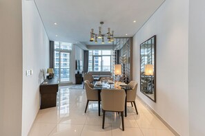 Luxury Apartment, Balcony, Canal View | In-room dining