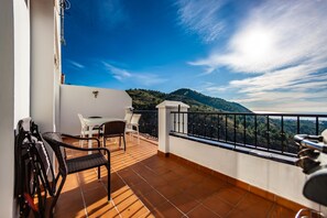 House | 3 bedrooms - Casa Puerto Blanquillo by At Home Costa del Sol (Frigiliana)