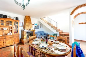 5 bedrooms
