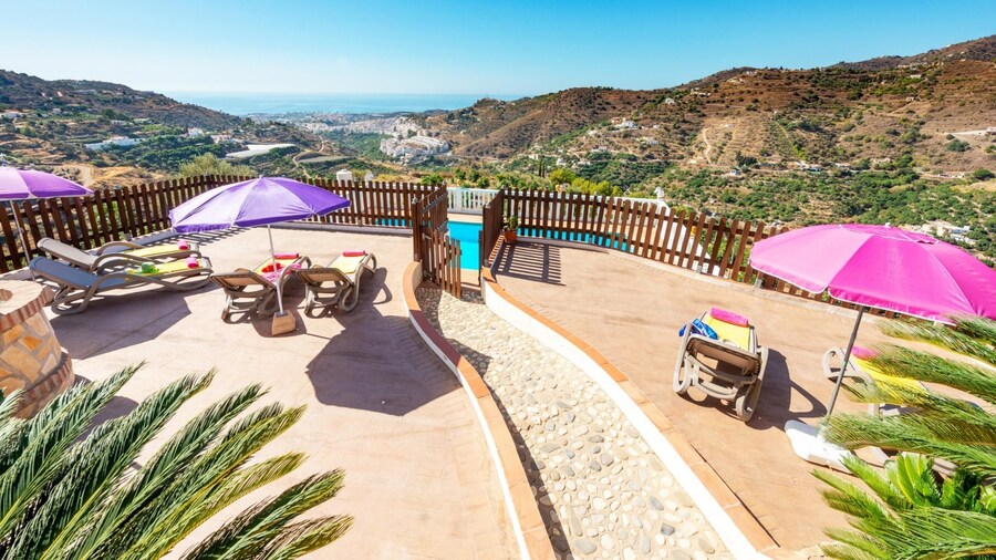 Villa Sanchez Sol by At Home Costa del Sol