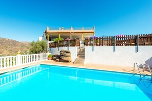Villa - Villa Sanchez Sol by At Home Costa del Sol (Torrox)