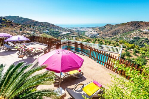 Villa Sanchez Sol by At Home Costa del Sol