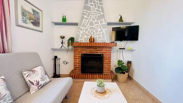 House, Smoking | 2 bedrooms