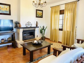 Villa | 6 bedrooms - Villa Arco Iris by At Home Costa del Sol (Torrox)