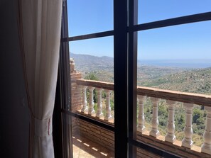 Villa | 6 bedrooms - Villa Arco Iris by At Home Costa del Sol (Torrox)