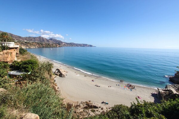 Atico Granada Jimena By At Home Costa Del Sol - Nerja