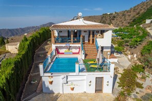 Villa | 4 bedrooms - Villa Dorita con Piscina by At Home Costa del Sol (Torrox)