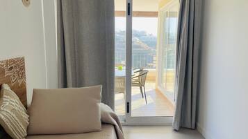 Apartamento, fumadores | 3 dormitorios