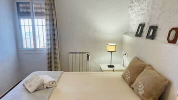 Nhà, hút thuốc | 3 phòng ngủ