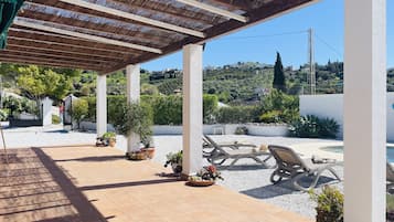 Villa, Smoking | 4 bedrooms