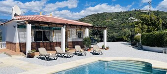 Cortijo Mira con Piscina Privada by At Home Costa