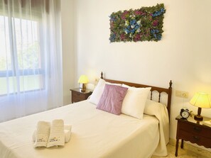 Apartment | 2 bedrooms - Apartamento Sol y Mar la Herradura by At Home Cost (Almunecar)