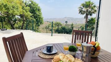 Nhà, hút thuốc | 4 phòng ngủ