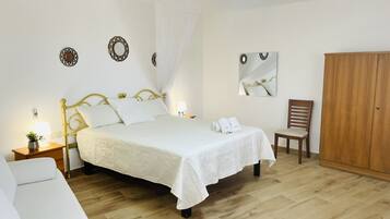 House, Smoking | 4 bedrooms