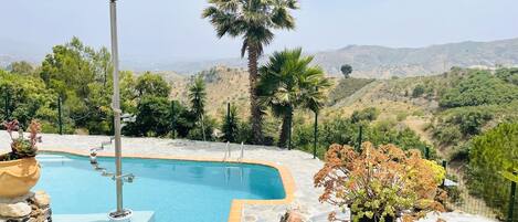 House, Smoking | 4 bedrooms