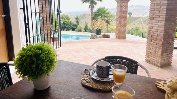 4 عدّة غرف نوم