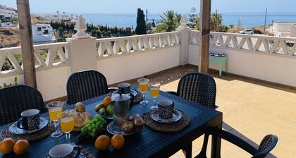 Casa Blanca con Vistas al mar by At Home Costa del