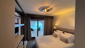 Premium Apartment | Pillow-top beds, in-room safe, individually decorated