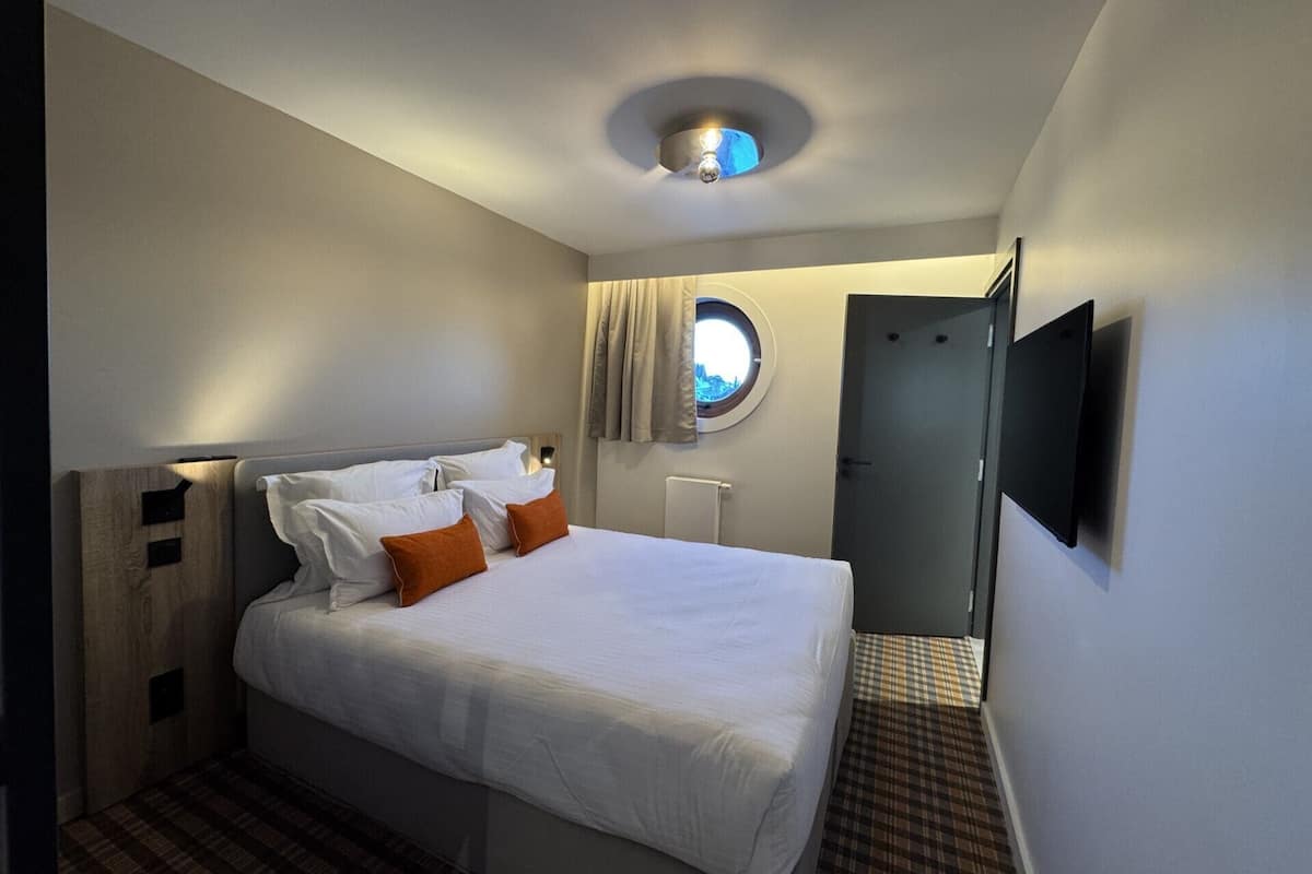 Comfort appartement | Luxe beddengoed, een kluis op de kamer, individueel gedecoreerd