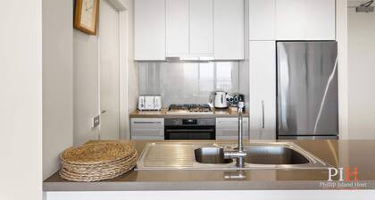 Ocean Views, 2 Bedroom Apartment