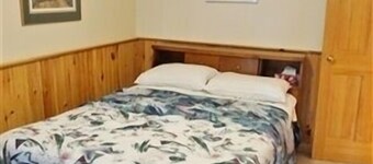 462 Paudash Lake 4 Bedroom Cottage