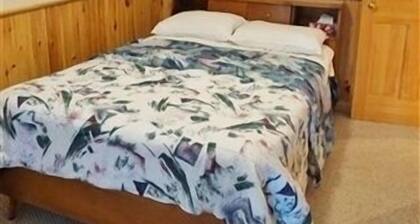 462 Paudash Lake 4 Bedroom Cottage