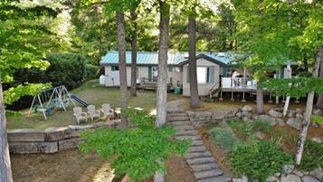 Cottage, 4 Bedrooms | Property grounds