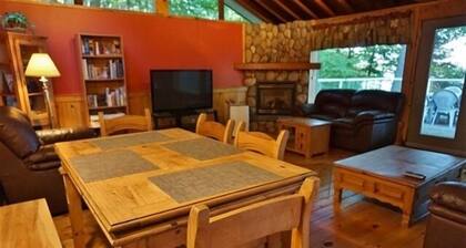 462 Paudash Lake 4 Bedroom Cottage