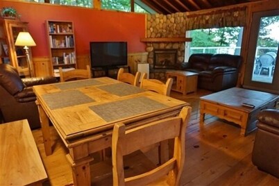 462 Paudash Lake 4 Bedroom Cottage