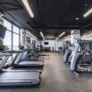 Condo, 2 habitaciones | Sala de fitness