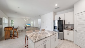 House, 4 Bedrooms | Interior