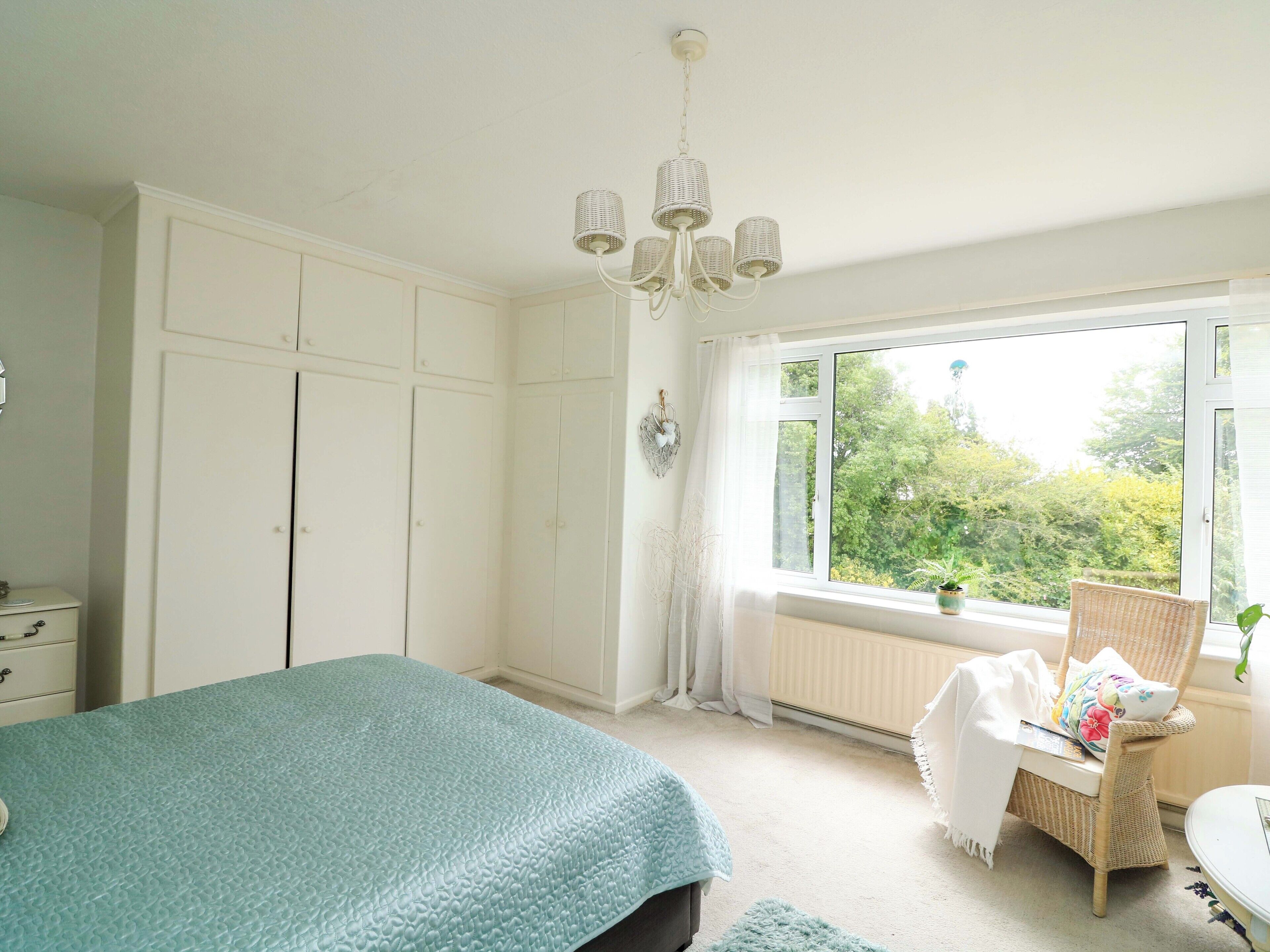 3 bedrooms, individually decorated, individually furnished, free WiFi