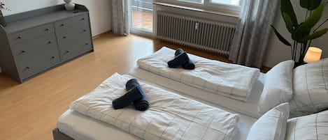 2 bedrooms, WiFi, bed sheets