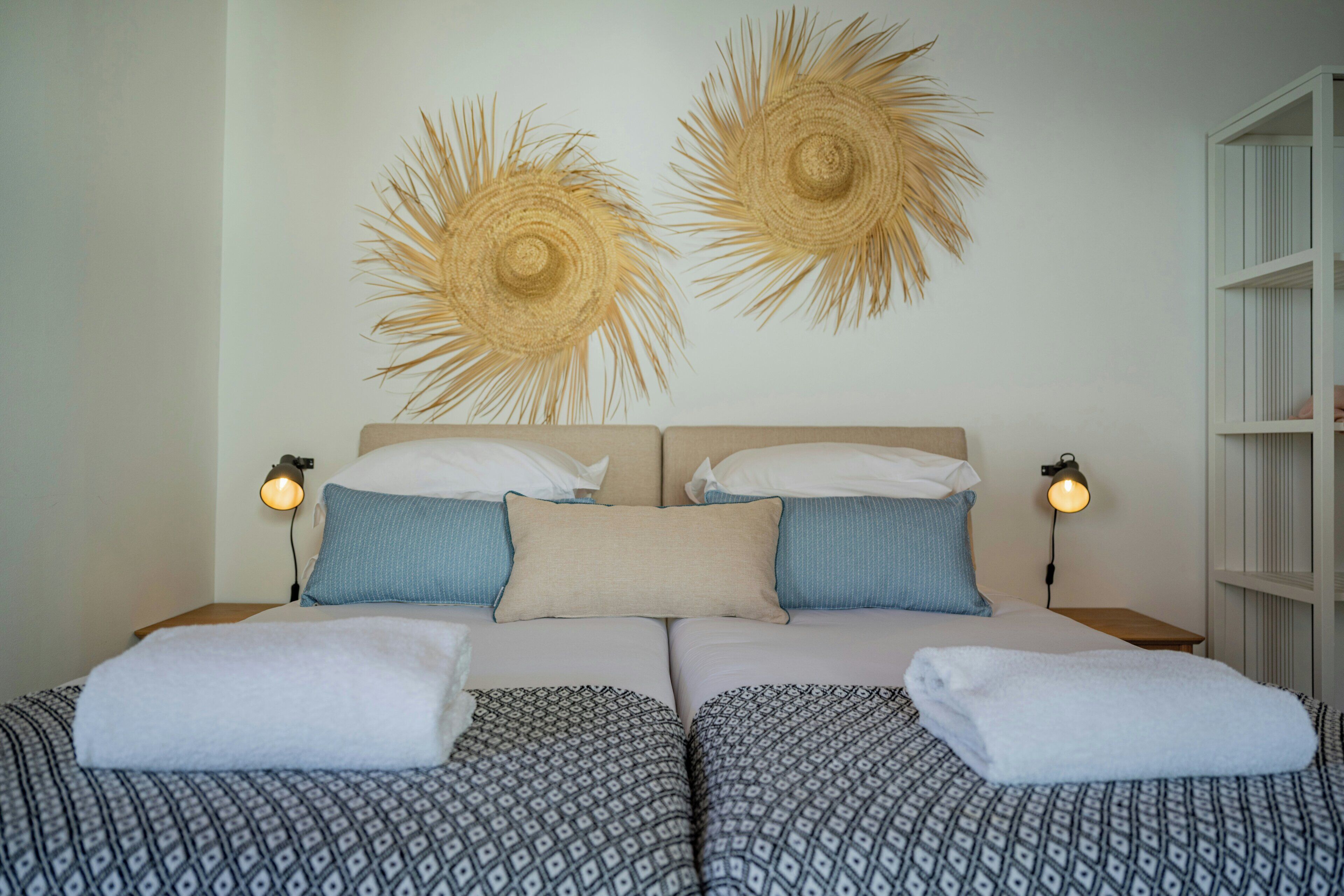 Superior villa | Een kluis op de kamer, geluiddichte muren, een strijkplank/strijkijzer
