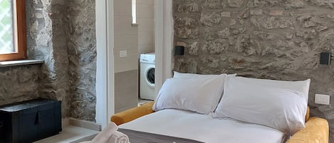 1 camera, ferro/asse da stiro, Wi-Fi gratuito, lenzuola