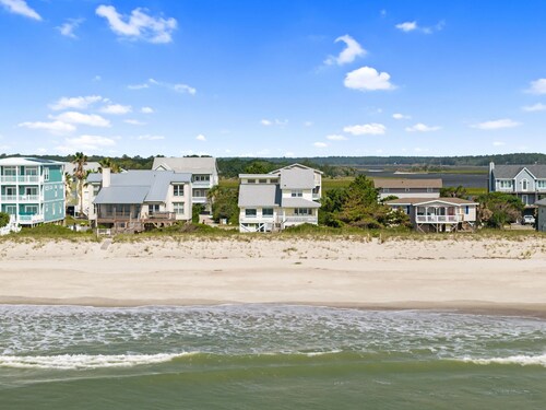 Oceanfront 6BR Getaway w/ Beach Access & Deck
