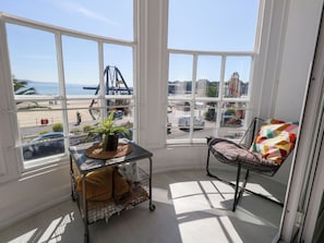 Interior - The Beach Condo (Weymouth)