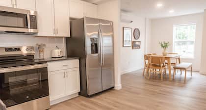 Charming 3-bedroom condo in peaceful Jaffrey with AC