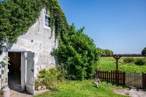 Exterior - Room 'Double Room 1' with Wi-Fi (Neuenkirchen)