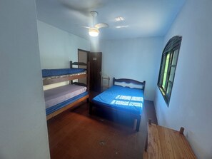 4 chambres, accès Internet