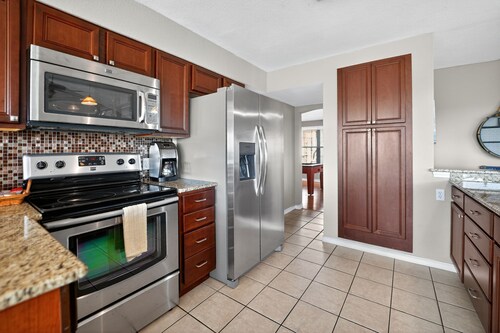 Canyon Lake Views w/ Game Room & Multi-Level Deck